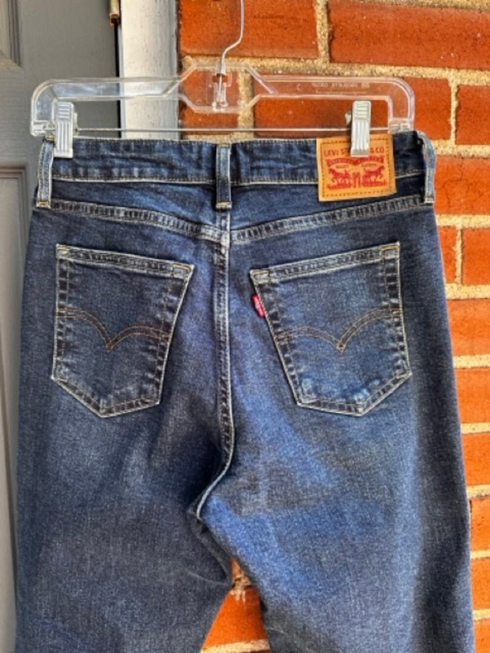 Levi's 725 Kick Bootcut Jeans Size 28 Dark Wash Cropped Inseam 27" Classic